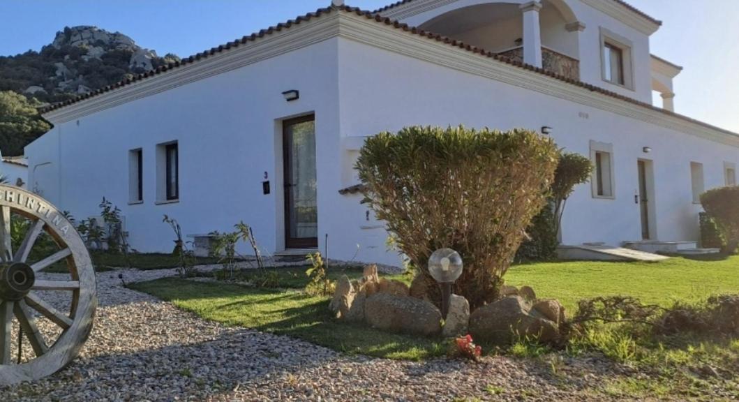 B&B La Chintina サンタントーニオ・ディ・ガッルーラ エクステリア 写真